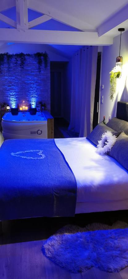 L'Essentiel - Love 5 Etoiles Talmont-Saint-Hilaire Exteriör bild