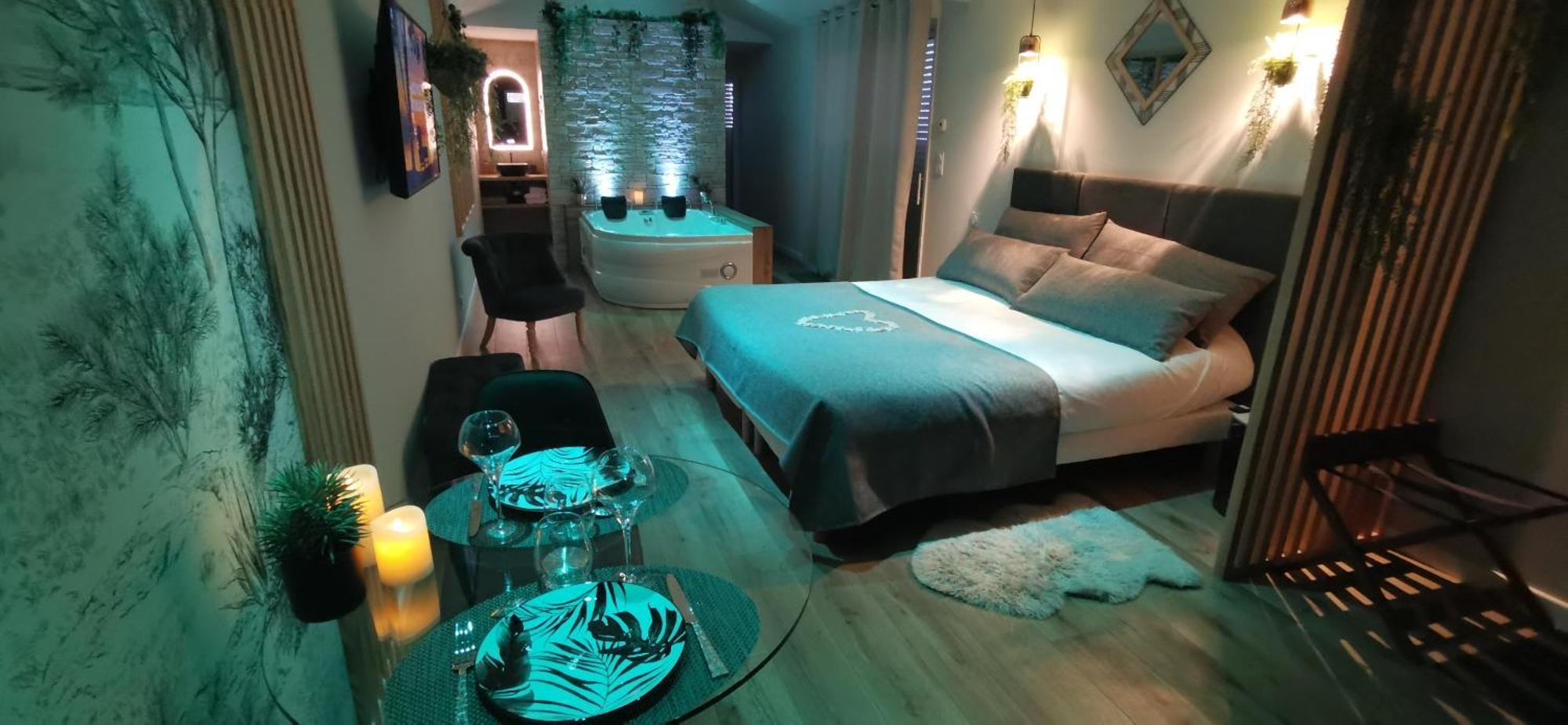 L'Essentiel - Love 5 Etoiles Talmont-Saint-Hilaire Rum bild